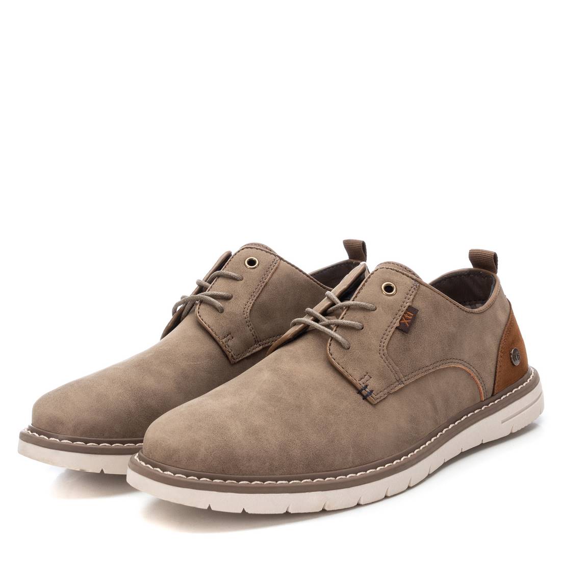 ZAPATOS DE HOMBRE XTI 141366 EN TAUPE