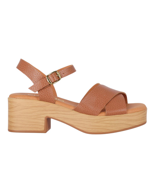 SANDALIAS DE MUJER CHIKA10 HACHI 06 EN CUERO