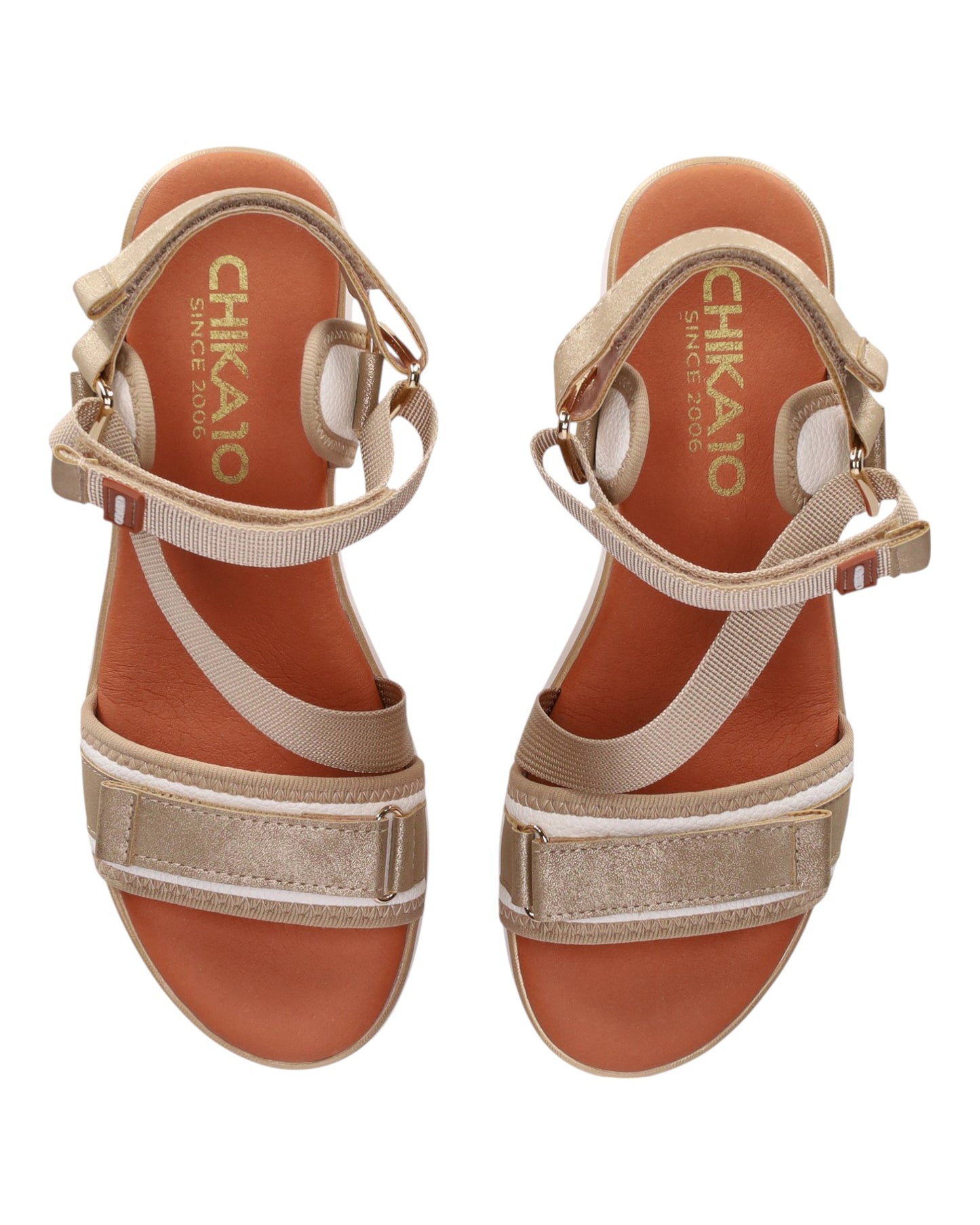 SANDALIAS DE MUJER CHIKA10 ROCO 07 EN ORO
