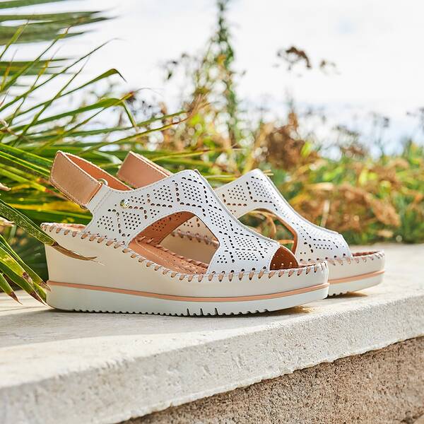 SANDALIAS DE MUJER PIKOLINOS AGUADULCE 1775C1 EN HIELO
